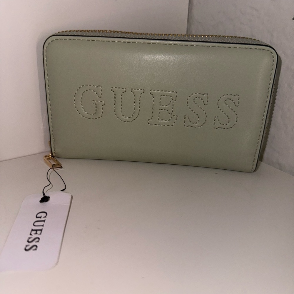 Guess Wallet